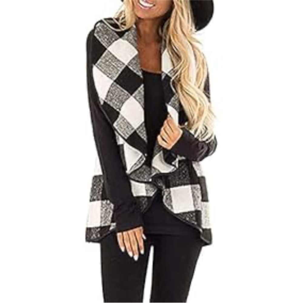 🛍️Yakum XL Black and White Buffalo Plaid Vest